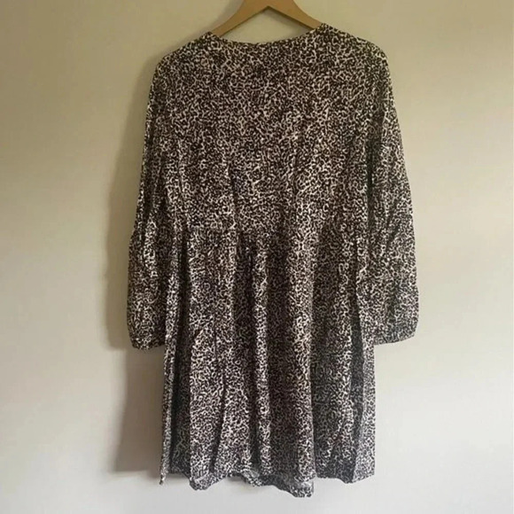 Old Navy Leopard Print Dress - Picture 14 of 15